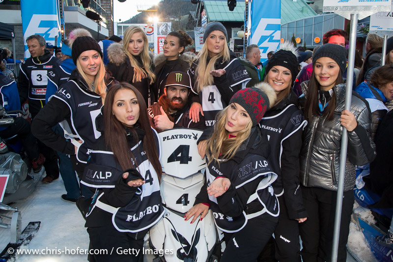 SAALBACH-HINTERGLEMM, AUSTRIA - DECEMBER 05:   Team Playbox Mintanine members Verena Stangl, Nicole Schumann, Antonia Petrova, Annetta Negare, Sarah Domke and Daria Eppert during the third and final day of the Formula Snow 2015 ski opening on December 5, 2015 in Saalbach-Hinterglemm, Austria.  (Photo by Chris Hofer/Getty Images)