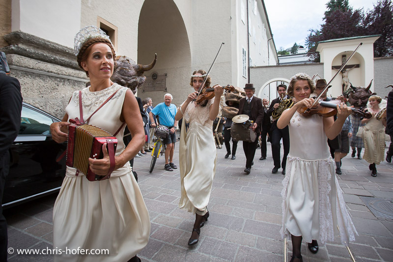 Salzburger Festspiele 2015, Umzug zur Jedermann-Aufführung am Domplatz, 2015-07-26, Foto: Chris Hofer
