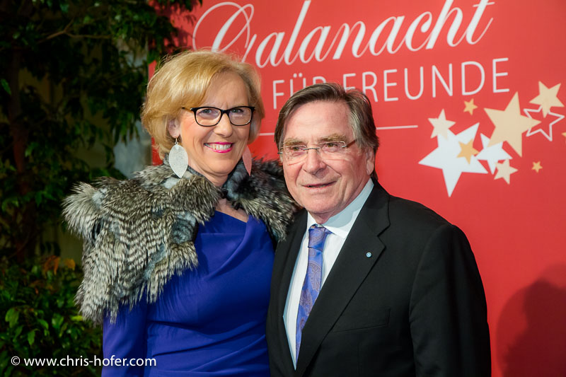 VIENNA, AUSTRIA - MARCH 19: Elmar Wepper with his wife Anita attend Karl Spiehs 85th birthday celebration on March 19, 2016 in Vienna, Austria. (Photo by Chris Hofer/Getty Images)