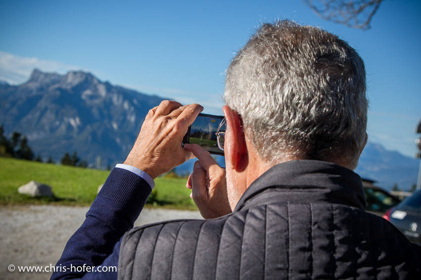 Wanderung am Salzburger Gaisberg mit Bundespräsidentschafts-Kandidat Alexander Van der Bellen 15.10.2016 Foto: Chris Hofer