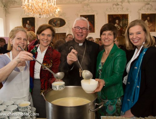 Bilder :: Benefiz-Suppenessen kath. Frauenbewegung Stift St. Peter